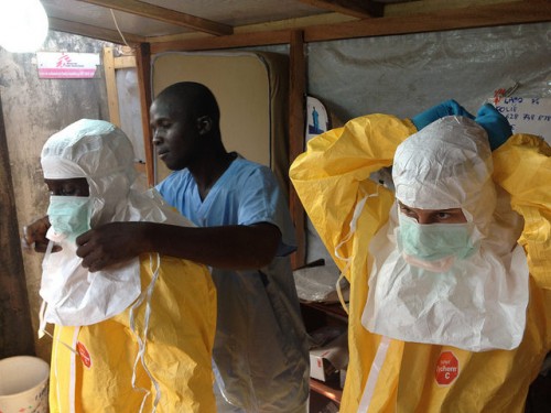 Article : Ebola : une bonne leçon pour les Africains